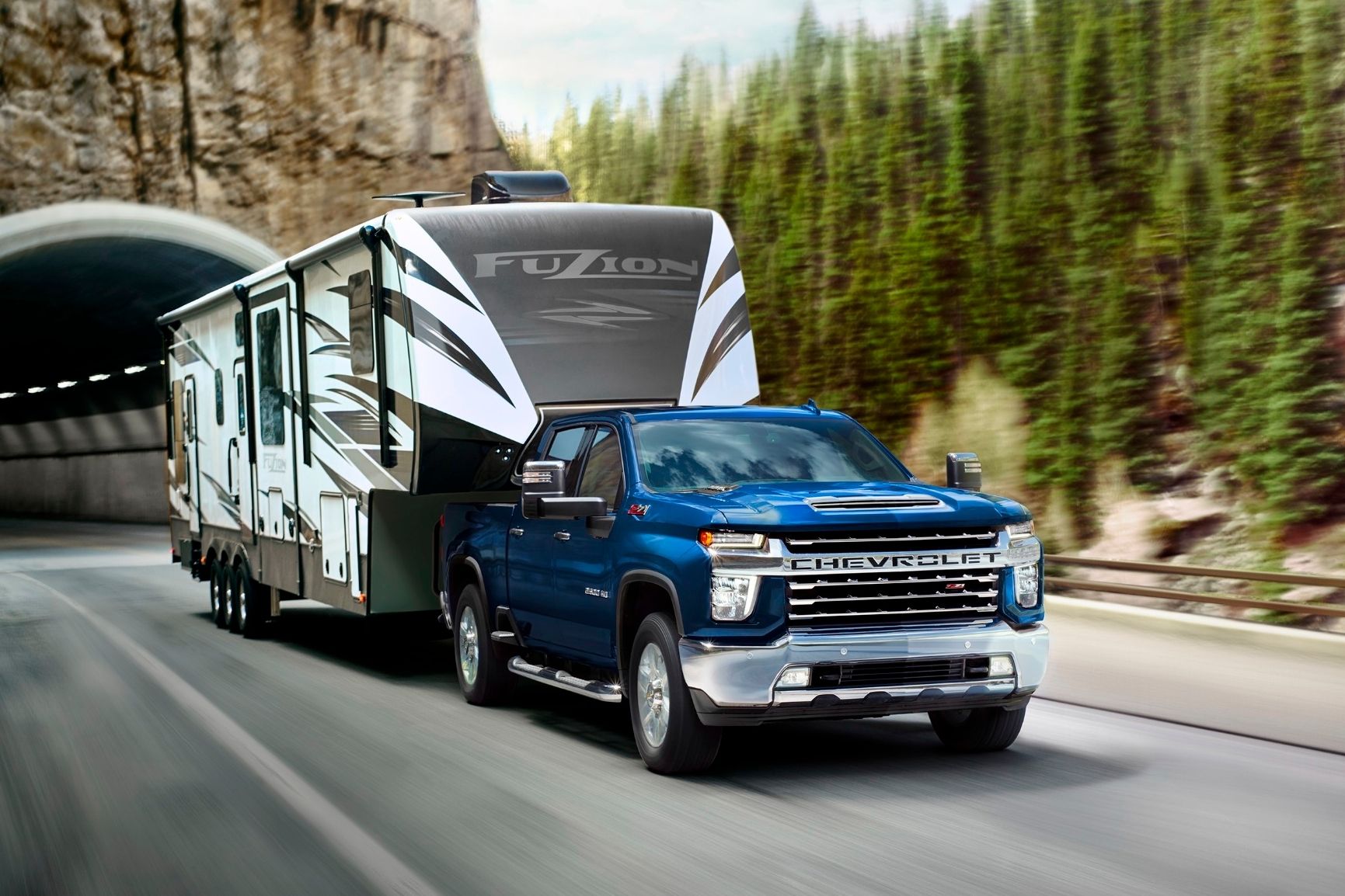 Chevy Silverado 2500HD Tow Ratings Revealed