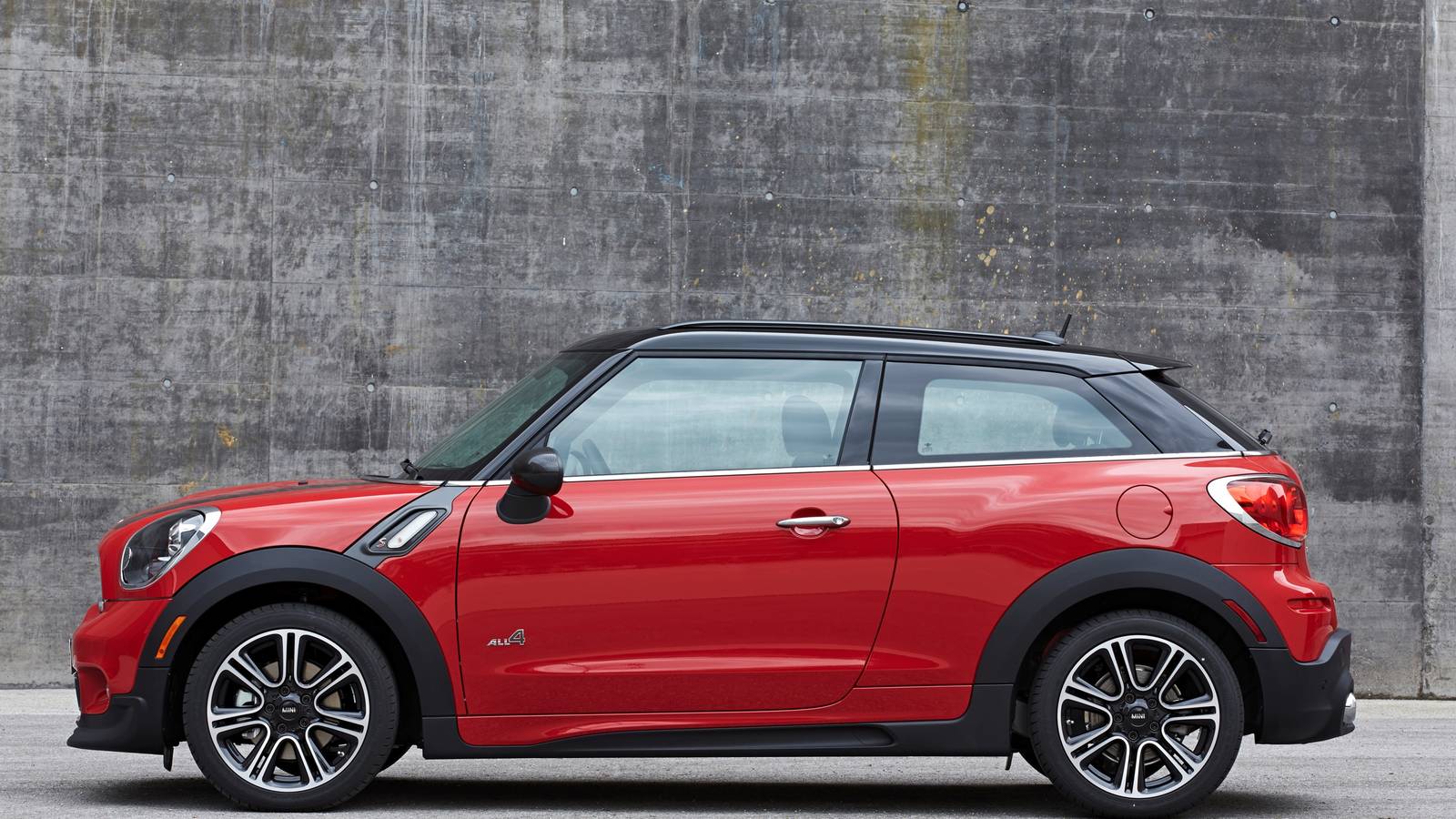 Get Ready For A New Electric Mini Paceman