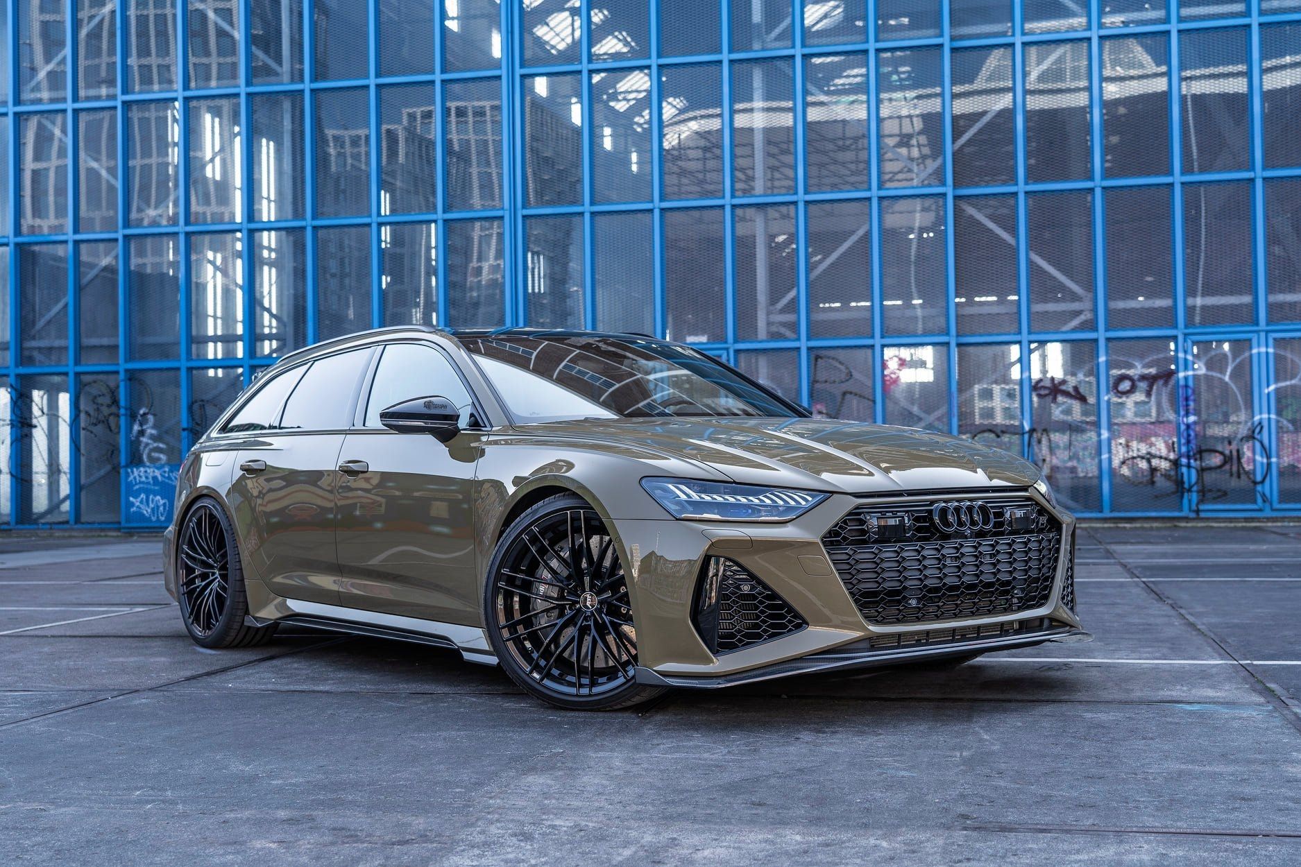 yu。1/43 Audi 特注 Audi RS6 Avant ディーラー 1/43 Audi 特注 Audi RS6 Avant ディーラー