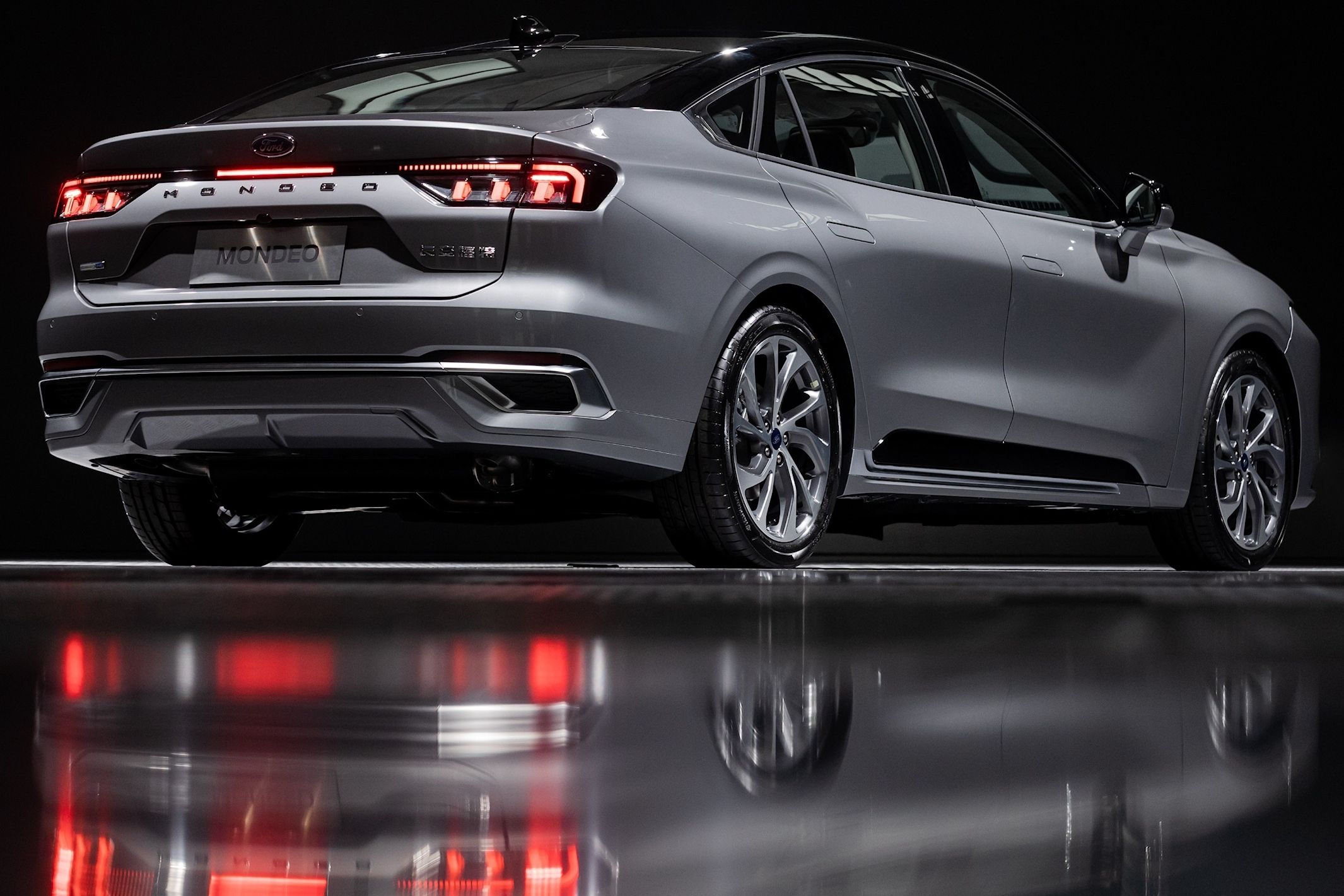 The Iconic Ford Taurus Is Making A Comeback