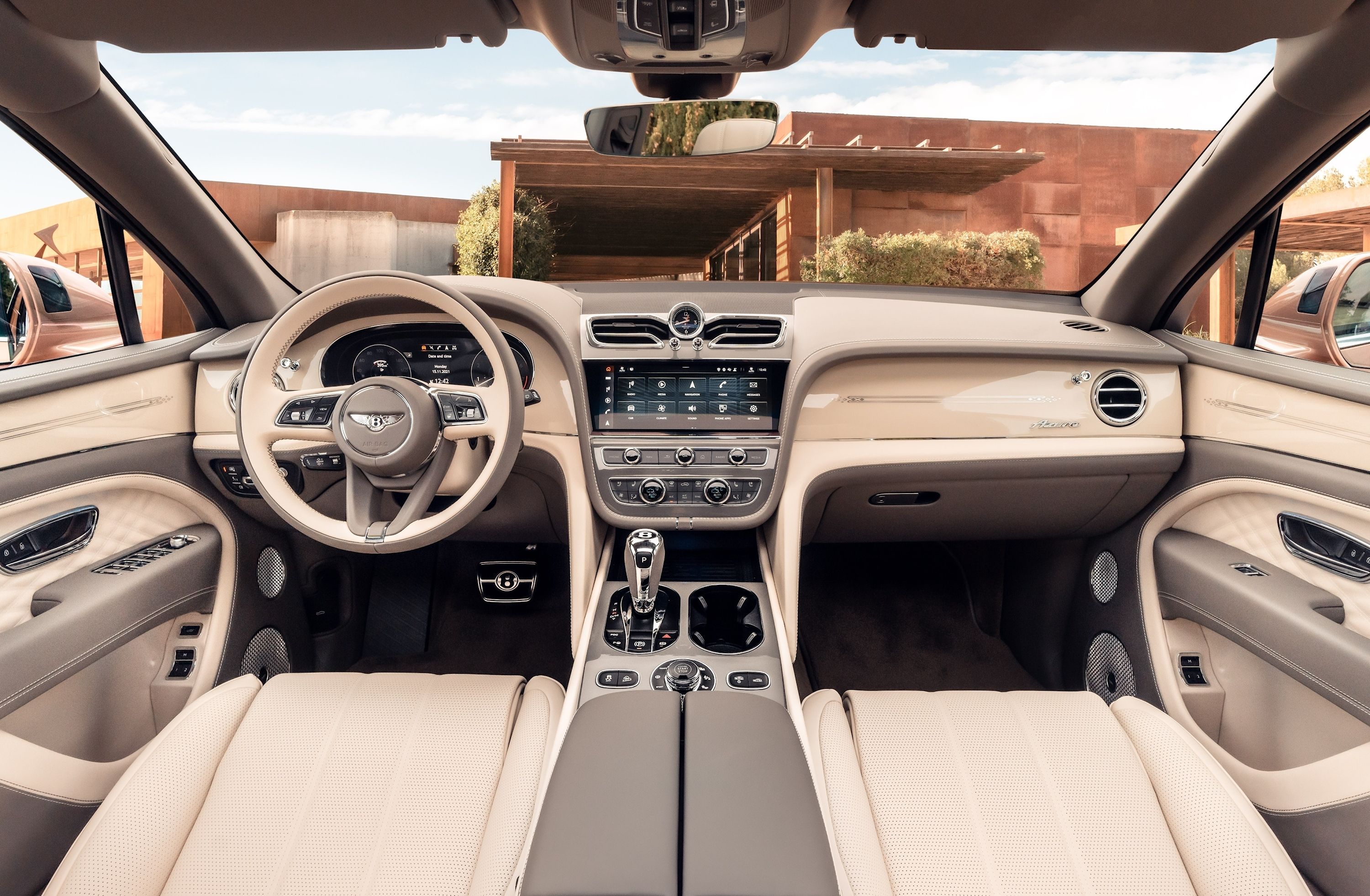 2024 Bentley Bentayga - Photos Interior