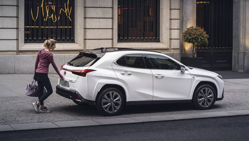 You Can Have This Underrated Lexus For Under $30K — And You Should