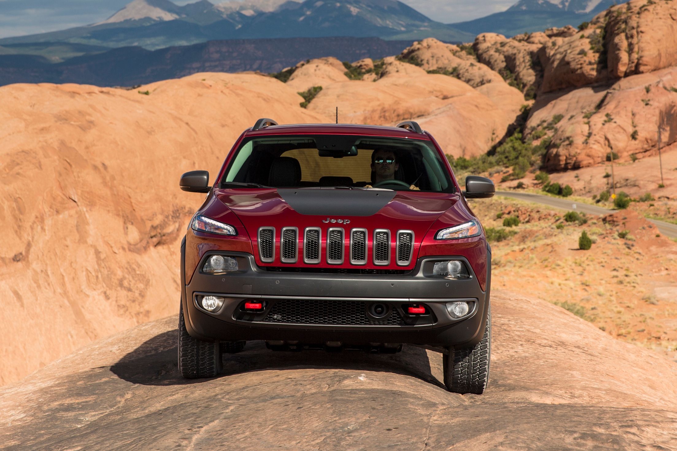 2017 Jeep Cherokee - Photos Exterior | CarBuzz